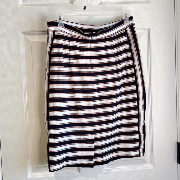 Banana Republic Striped Pencil Skirt 6 - Picture 4 of 8